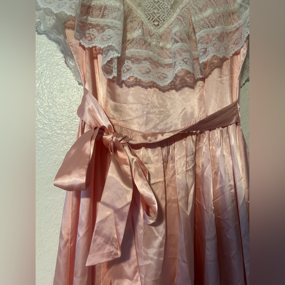 Vintage 1970’s 80’s Gold Label Gunne Sax Dress Peach Pink Lace Satin Size 9 - Picture 11 of 17